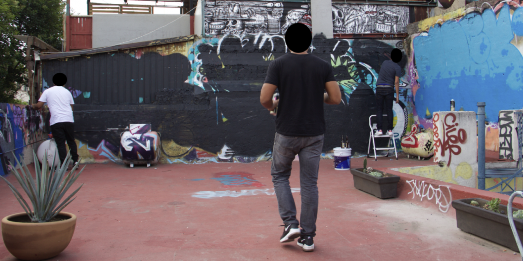 YOEK • DIER • YELK – Graffiti Playground